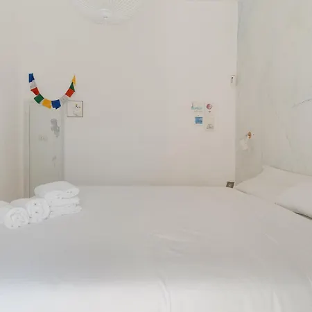Guesthost - Alice's Cozy Nest 米兰