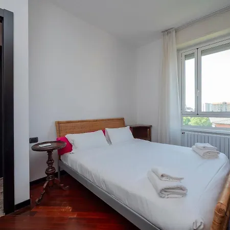Xenia - 3 At Via Emanuele Kant 5 * Mediolan