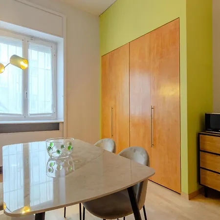 Apartman Urban Nest Porta Venezia - Posto Auto Incluso