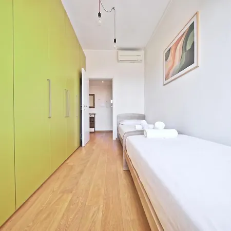 Easylife - - Lomellina 58 - Argonne *