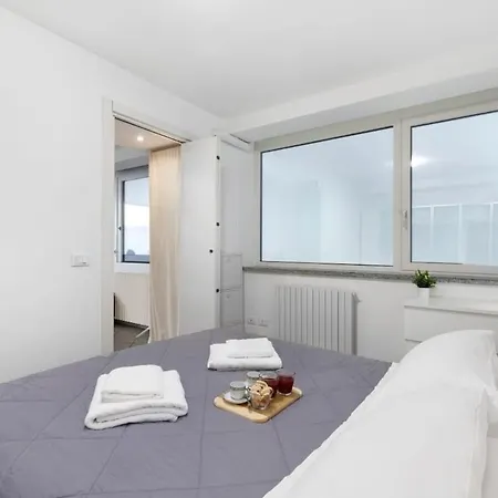 Modern Retreat Corso Buenos Aires Mi Wifi And Ac Μιλάνο