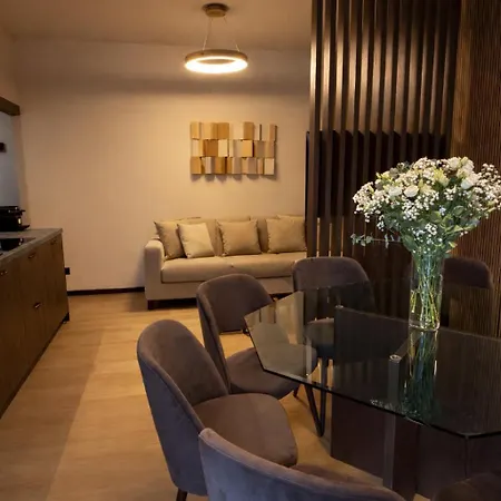 Prestige House - Free Parking - San Siro & Duomo شقة ميلان