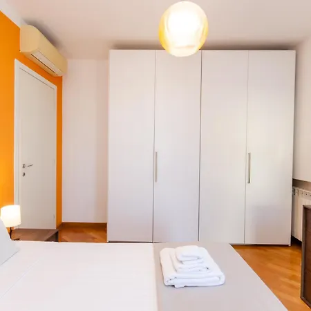 Vivimihome-bicocca Comfort With Garage * Milão