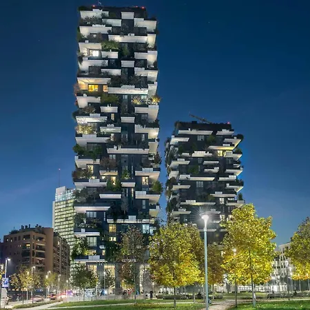 Loft Near The Vertical Forest Milan