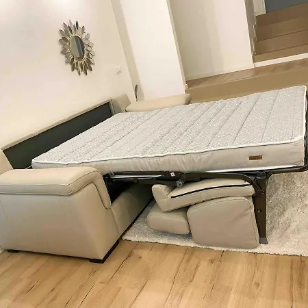 Citylife Designer - 75m2 - Near Metro * ميلان