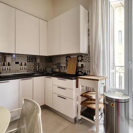 Just Urban - Elegant 2-br Flat In The Center - Porta Romana M3 Appartement