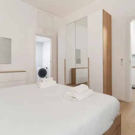 Guesthost - Cozy X3 Near Gorla Mm1 Apartamento Milão