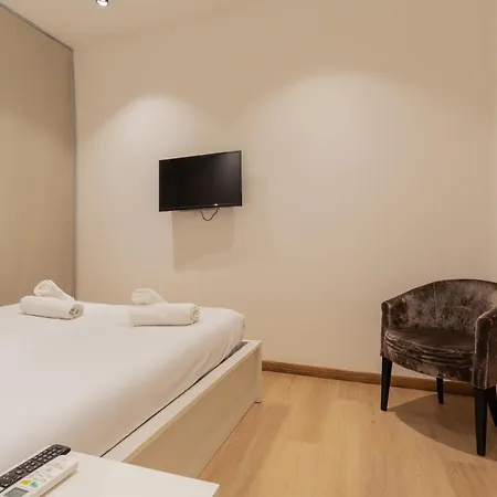 Guesthost - Stylish Flat X2 Casoretto