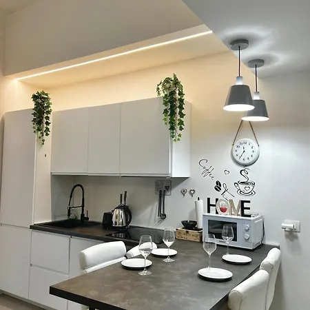 Elegant And With Terrace, 15 Min From Navigli And The Center *