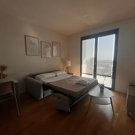 Skyline - A 22nd-floor شقة *