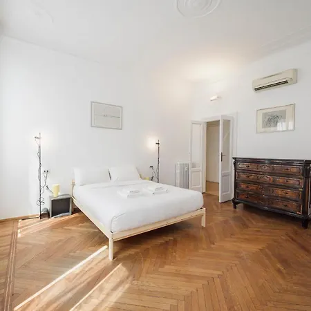 The Design Library - Monforte San Babila ميلان