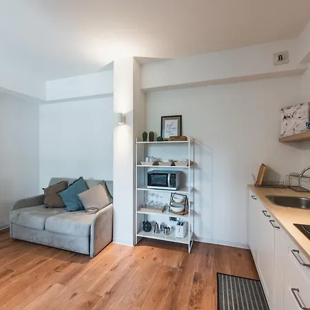 Elegant Designer In The Navigli District Apartamento Milão