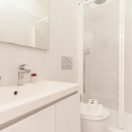 Guesthost - Cozy Monumentale M5 & Chinatown Apartamento