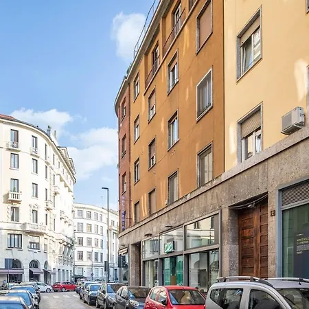 Luxury Penthouse Near Duomo & Colonne Milánó