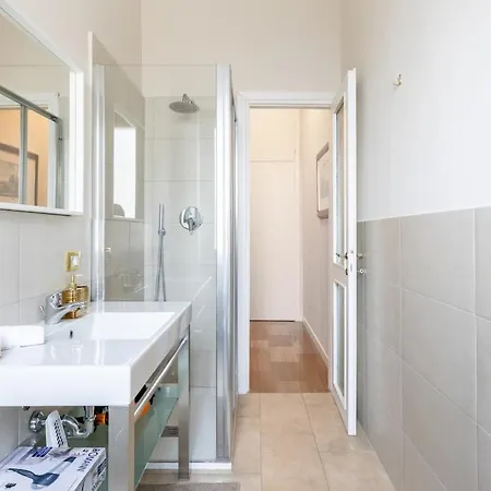 Appartamento - Duomo Porta Venezia - Luxury 3 Br 3 Balconies *
