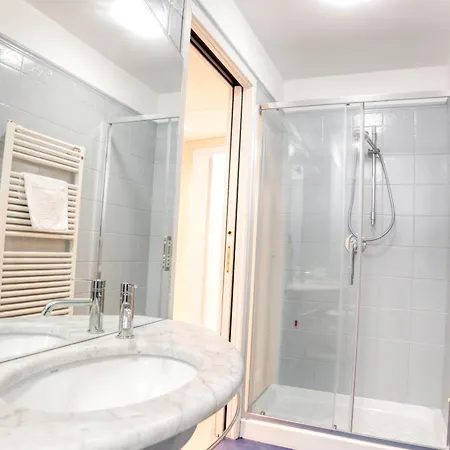 Monforte Premium - Steps From San Babila Apartamento *