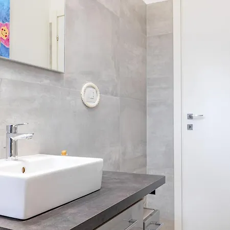 Апартаменты Guest Planet - Flat Near Bovisa Милан