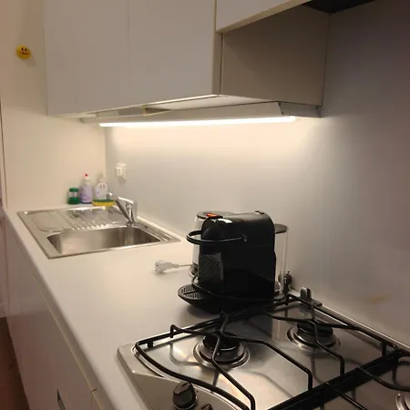 Apartman Urban In Shopping Area, Metro M1 With Self Check-in Milánó