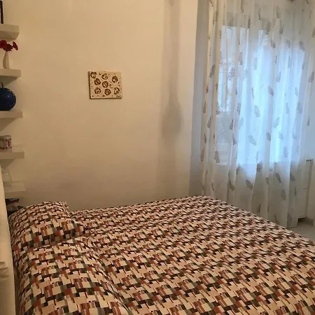 شقة Bilo Con Terrazzo Certosa 34