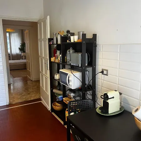 Апартаменты 5 Rooms, 10 Guests, 220sqm, Terrace, 5mn Duomo *