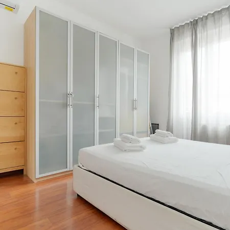 Guesthost - Cozy Flat X4 Gioia Mm2 Appartamento *