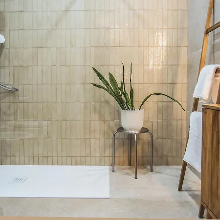 شقة Nest - A Stone's Throw From M4 Metro