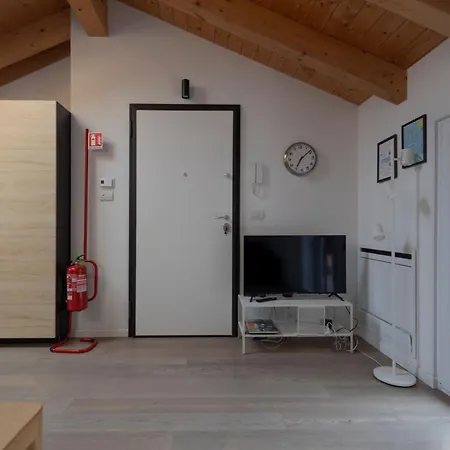 Apartamento Hotiday Frattini Milão