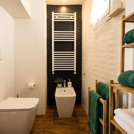 Apartman Loft 53 - Design Loft 5 Minutes From The Metro *