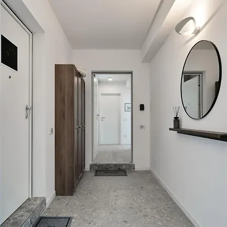 New Modern - Porta Nuova & Milão