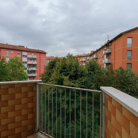 Xenia - 2 In Viale Ungheria 17-2 *