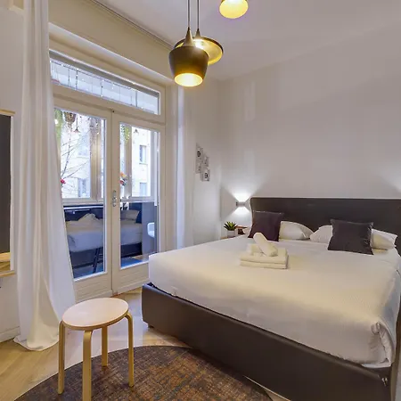 Xenia - Three-room In Via Laurana 5 Apartamento
