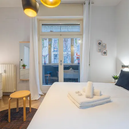 Xenia - Three-room In Via Laurana 5 아파트 밀라노