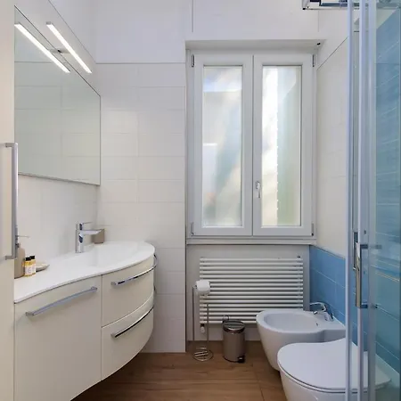 Xenia - 2 In Viale Romagna 22 Appartement