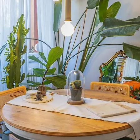 Jungle Hideaway - 2 Min To Metro For Duomo *