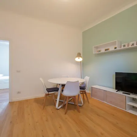 Apartman Xenia - 2 In Pietro Custodi 10 *