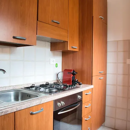 Apartamento Bright Nest Bande Nere - *