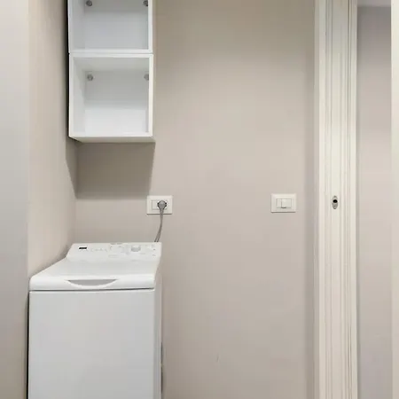 Lejlighed Modern With Wi-fi & Ac 15 Min To Duomo Milano
