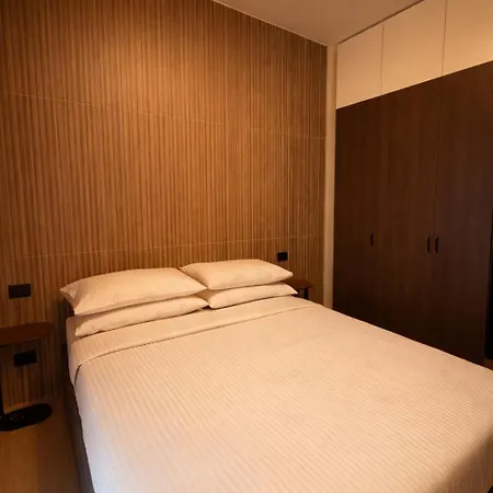 شقة Prestige House - Free Parking - San Siro & Duomo *