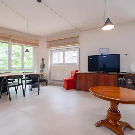 - Luxury Open Space *
