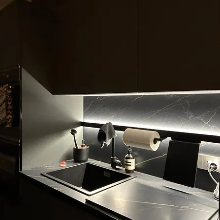 Apartament Stylish Modern 2-bedroom In Mediolan