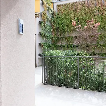 Cozy In Near Porta Romana Italy *
