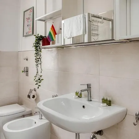 Modern - Up To 6 Guests *