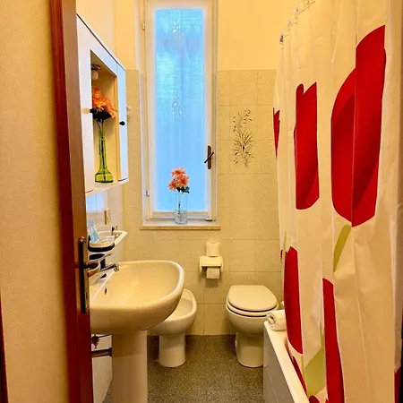 Classic House 15 Minutes From Duomo Apartamento *