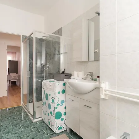 Appartement Guesthost - Cozy Balcony Flat Comasina Mm3 *