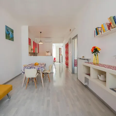 Homelovers Spacious Flat B Aires District Mm1 * Milão
