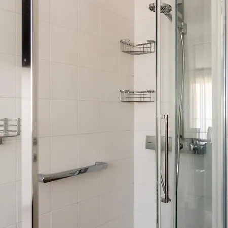 Salasco 40 - Trilocale In Porta Romana Con Garage Apartman Milánó
