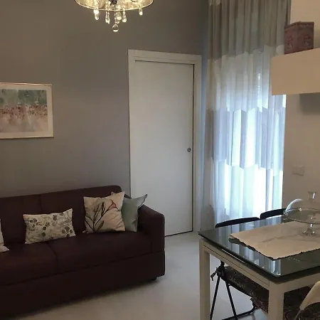 Bilo Con Terrazzo Certosa 34 ميلان