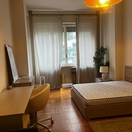 5 Rooms, 10 Guests, 220sqm, Terrace, 5mn Duomo Милан