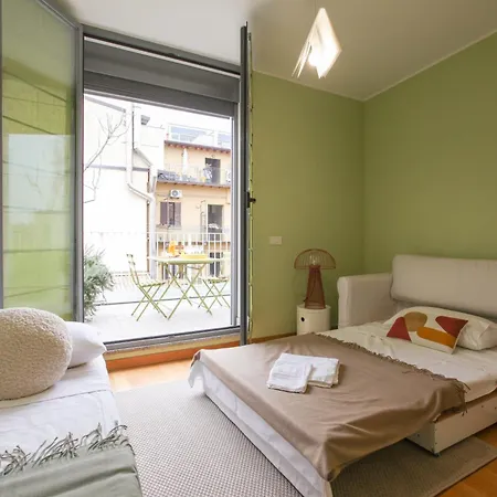 Appartamento Isola Design Townhouse On 3 Levels, Terrace, Garage Milano