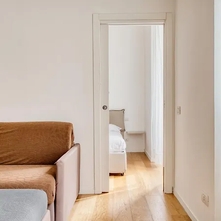 Apartamento 1-br Flat In Porta Romana - Duomo 6 Min M3 *